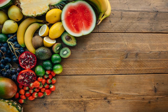 Ingredientes para un batido saludable sin azúcar.